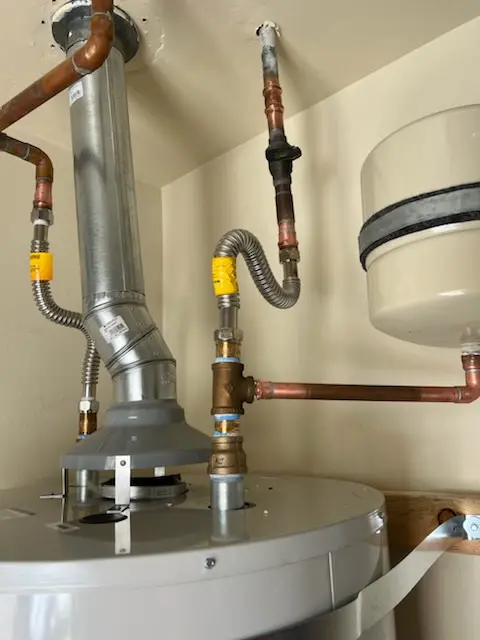 Water heater installation and plumbing repair in Sierra Vista